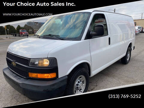 2018 Chevrolet Express Cargo  RWD photo