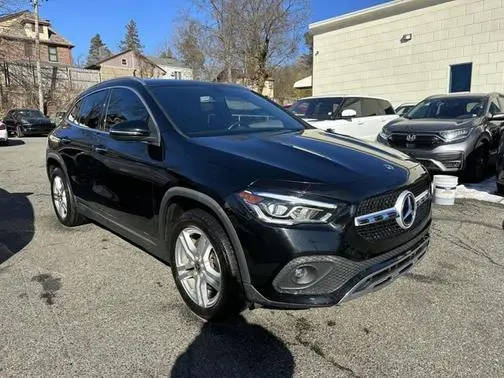 2021 Mercedes-Benz GLA-Class GLA 250 AWD photo