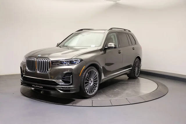 2022 BMW X7 ALPINA XB7 AWD photo