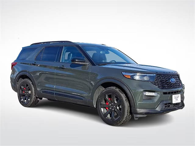 2022 Ford Explorer ST 4WD photo