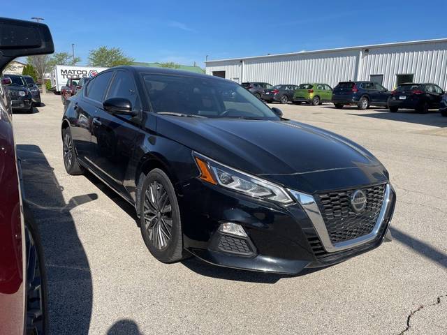 2022 Nissan Altima 2.5 SV AWD photo