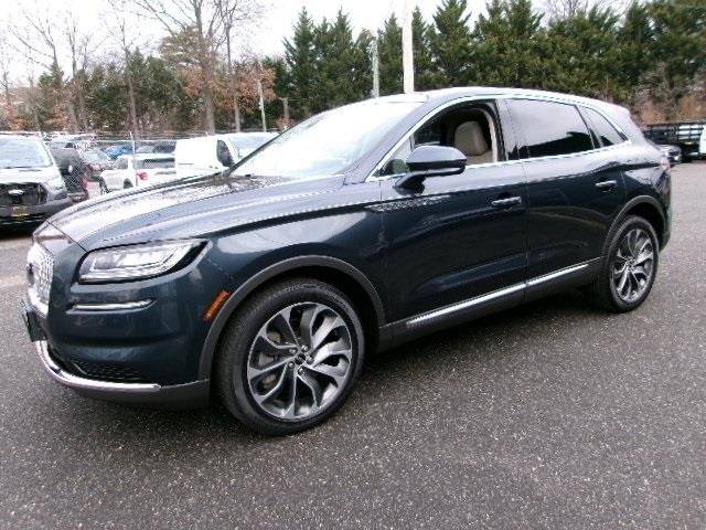 2022 Lincoln Nautilus Reserve AWD photo
