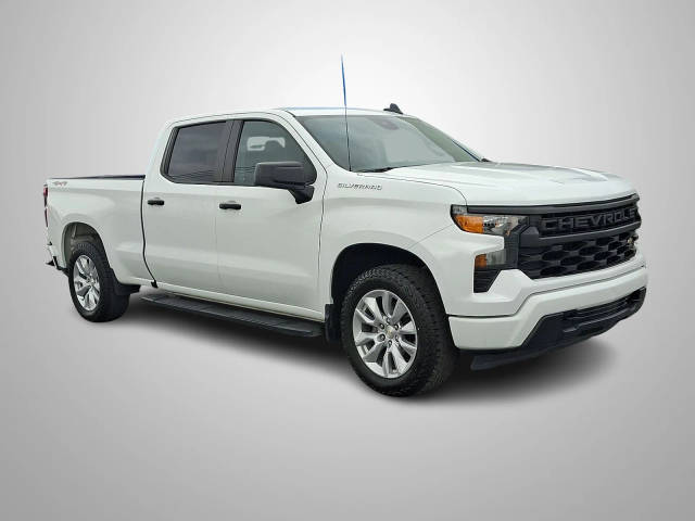 2022 Chevrolet Silverado 1500 Custom 4WD photo