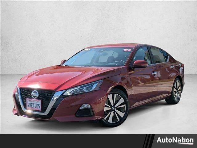 2022 Nissan Altima 2.5 SV FWD photo