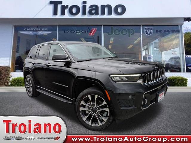 2022 Jeep Grand Cherokee Overland 4WD photo