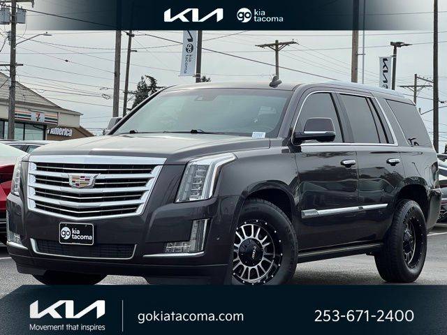 2017 Cadillac Escalade Platinum 4WD photo