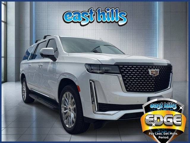 2022 Cadillac Escalade ESV Premium Luxury 4WD photo