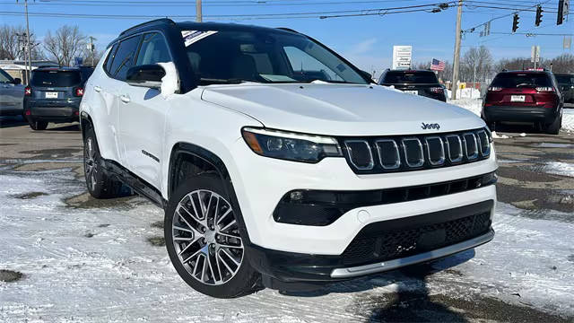 2022 Jeep Compass Limited 4WD photo