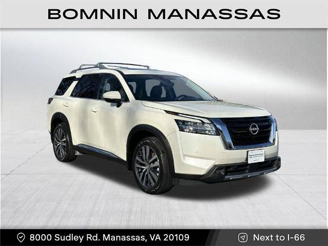 2022 Nissan Pathfinder Platinum 4WD photo