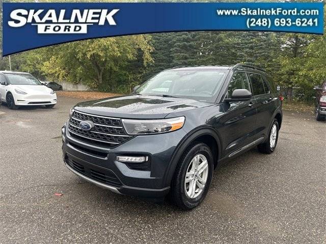 2022 Ford Explorer XLT 4WD photo