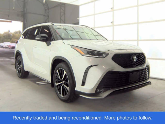 2022 Toyota Highlander XSE AWD photo