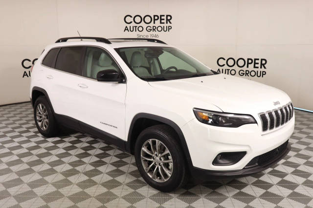 2022 Jeep Cherokee Latitude Lux 4WD photo