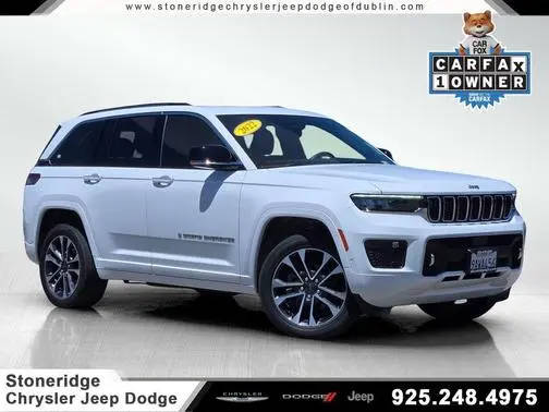 2022 Jeep Grand Cherokee Overland 4WD photo