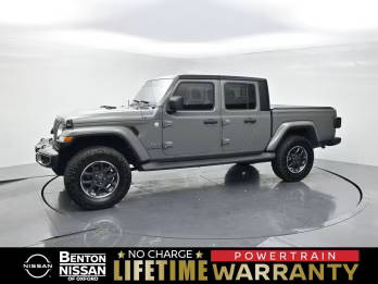 2022 Jeep Gladiator Overland 4WD photo