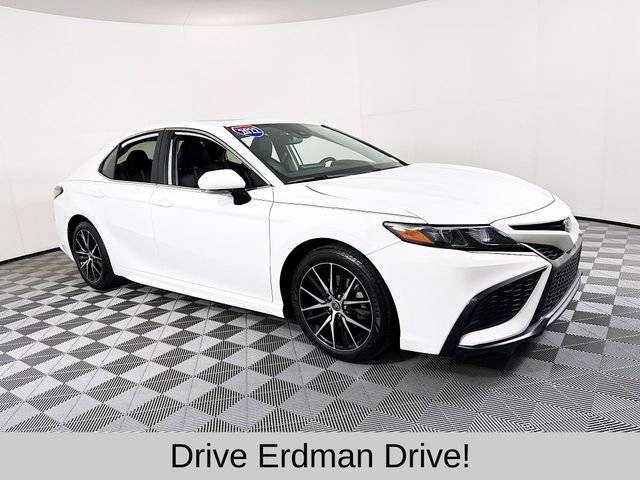 2022 Toyota Camry SE FWD photo