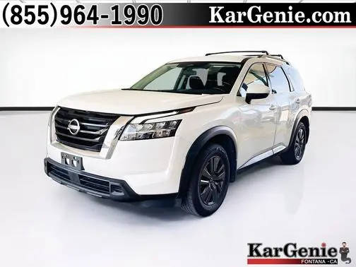 2022 Nissan Pathfinder SV FWD photo
