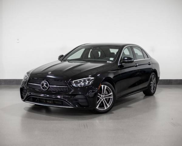 2022 Mercedes-Benz E-Class E 350 AWD photo
