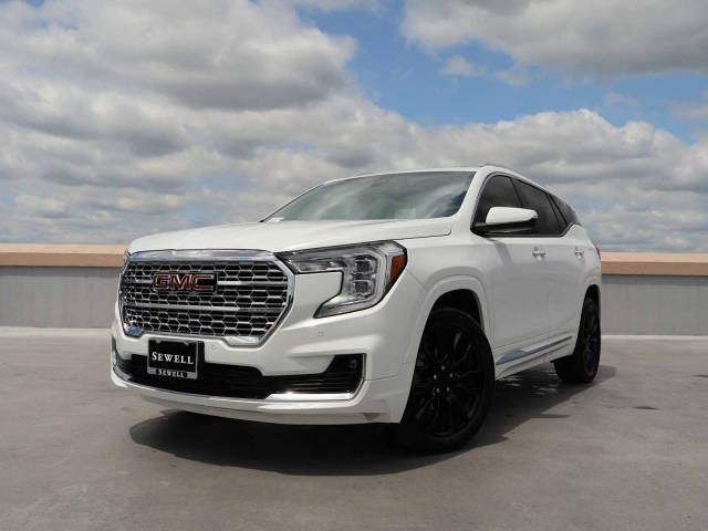 2022 GMC Terrain Denali AWD photo