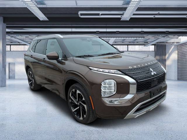 2022 Mitsubishi Outlander SEL 4WD photo