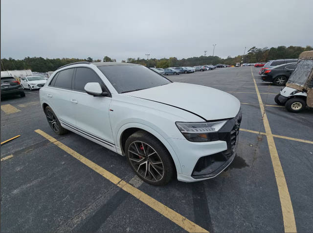 2022 Audi Q8 Premium Plus AWD photo