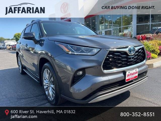 2022 Toyota Highlander Hybrid Platinum AWD photo