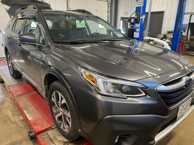 2022 Subaru Outback Limited XT AWD photo