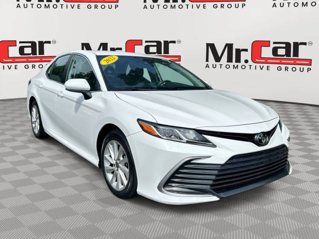 2022 Toyota Camry LE FWD photo
