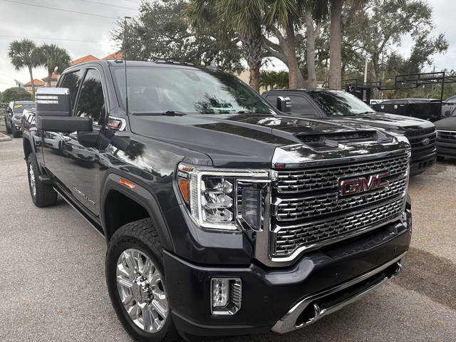2022 GMC Sierra 3500HD Denali 4WD photo