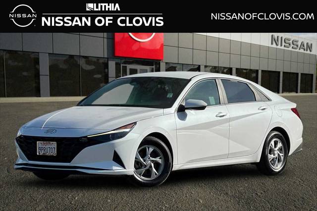 2022 Hyundai Elantra SE FWD photo