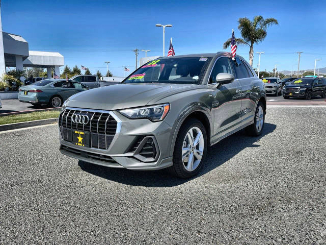 2022 Audi Q3 S line Premium AWD photo