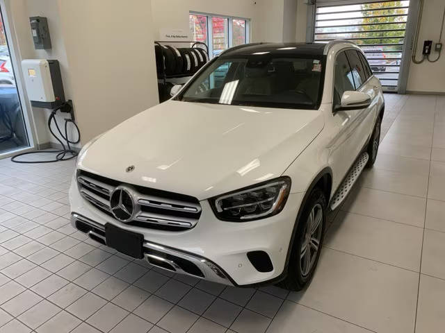 2022 Mercedes-Benz GLC-Class GLC 300 AWD photo