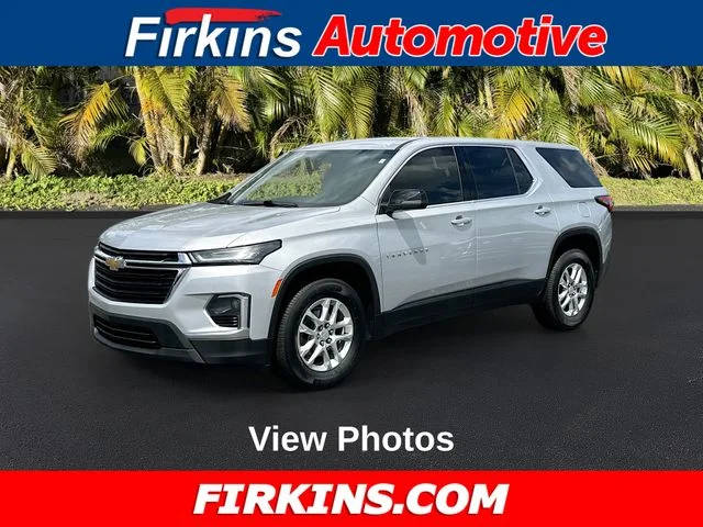 2022 Chevrolet Traverse LS FWD photo
