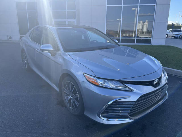 2022 Toyota Camry XLE AWD photo