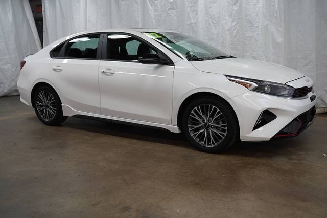 2022 Kia Forte GT-Line FWD photo