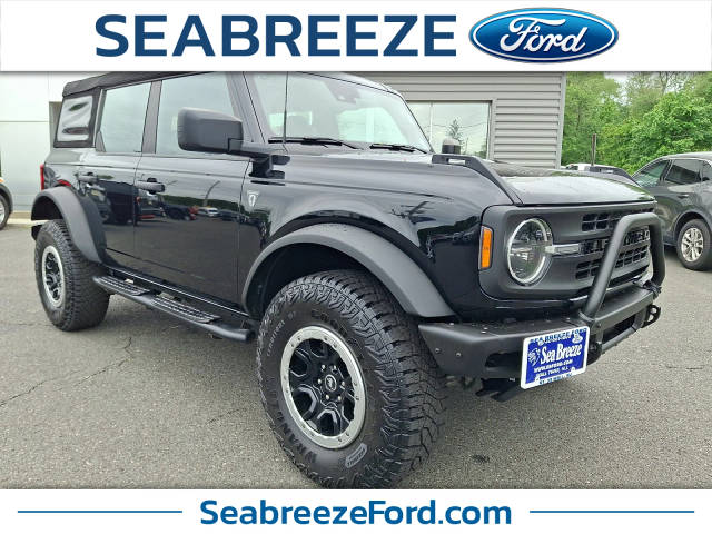 2022 Ford Bronco 4 Door Base 4WD photo