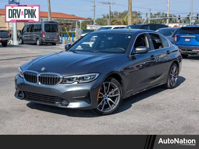 2022 BMW 3 Series 330e xDrive AWD photo