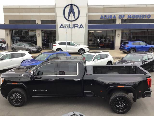 2022 GMC Sierra 3500HD Denali 4WD photo