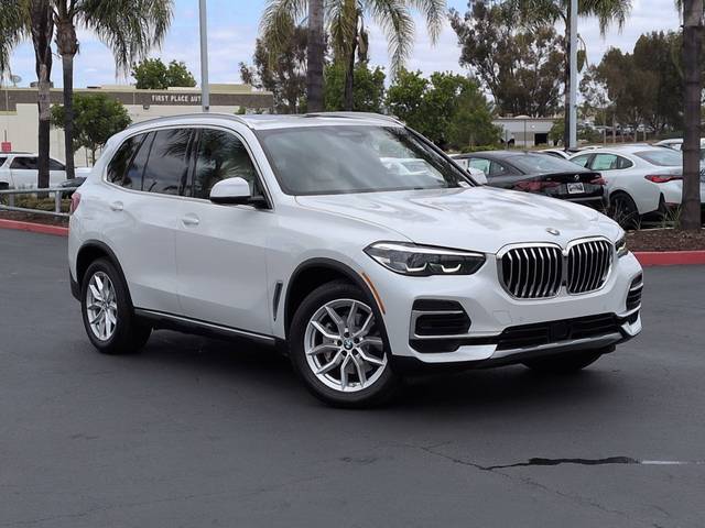 2022 BMW X5 xDrive40i AWD photo