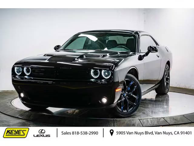 2022 Dodge Challenger SXT RWD photo