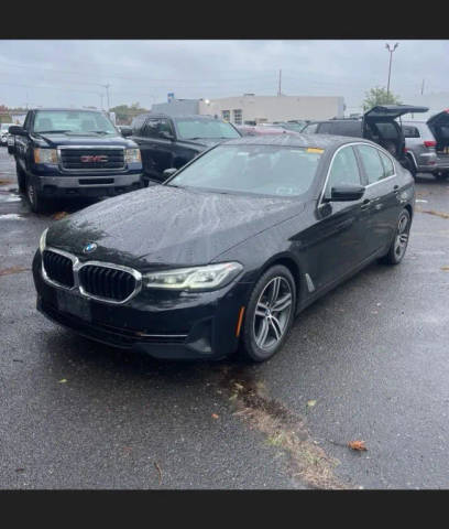 2022 BMW 5 Series 530i xDrive AWD photo
