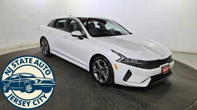 2022 Kia K5 EX FWD photo