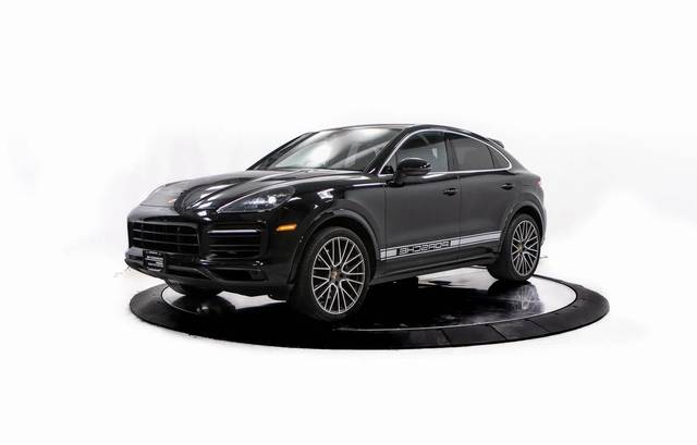 2022 Porsche Cayenne Coupe  AWD photo