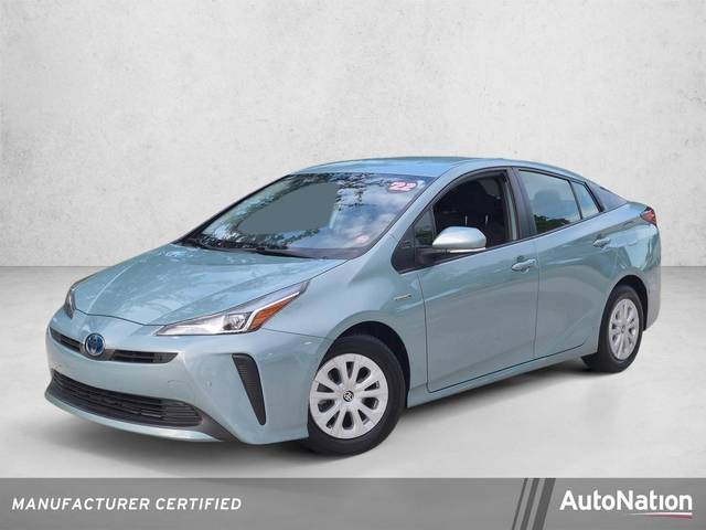 2022 Toyota Prius LE FWD photo