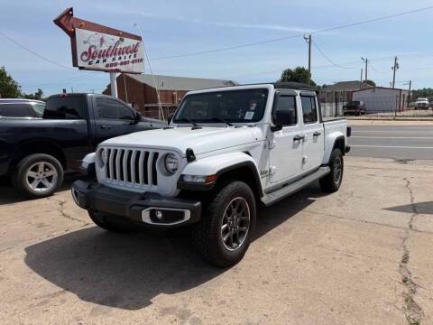 2022 Jeep Gladiator Overland 4WD photo