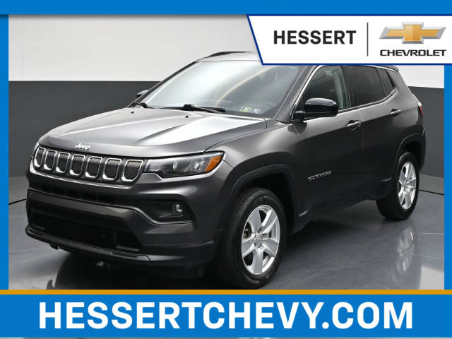 2022 Jeep Compass Latitude 4WD photo