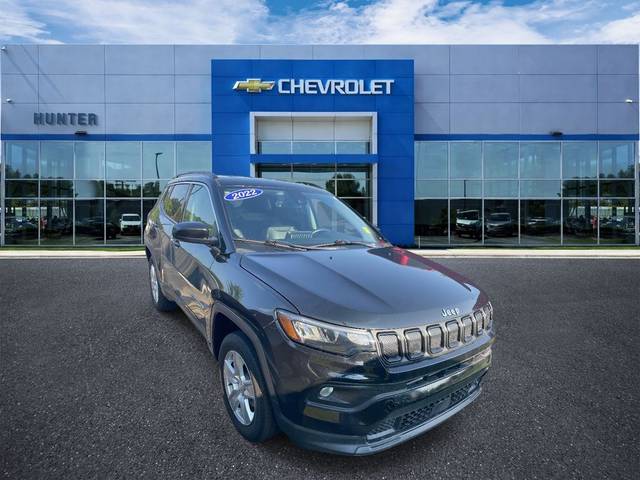 2022 Jeep Compass Latitude 4WD photo
