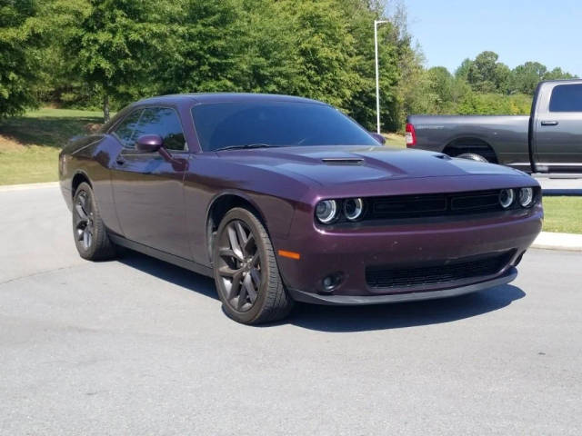 2022 Dodge Challenger SXT RWD photo