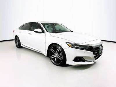 2022 Honda Accord Touring FWD photo