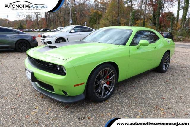 2015 Dodge Challenger SRT 392 RWD photo