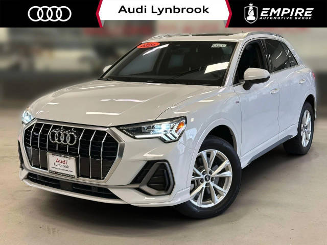 2022 Audi Q3 S line Premium Plus AWD photo